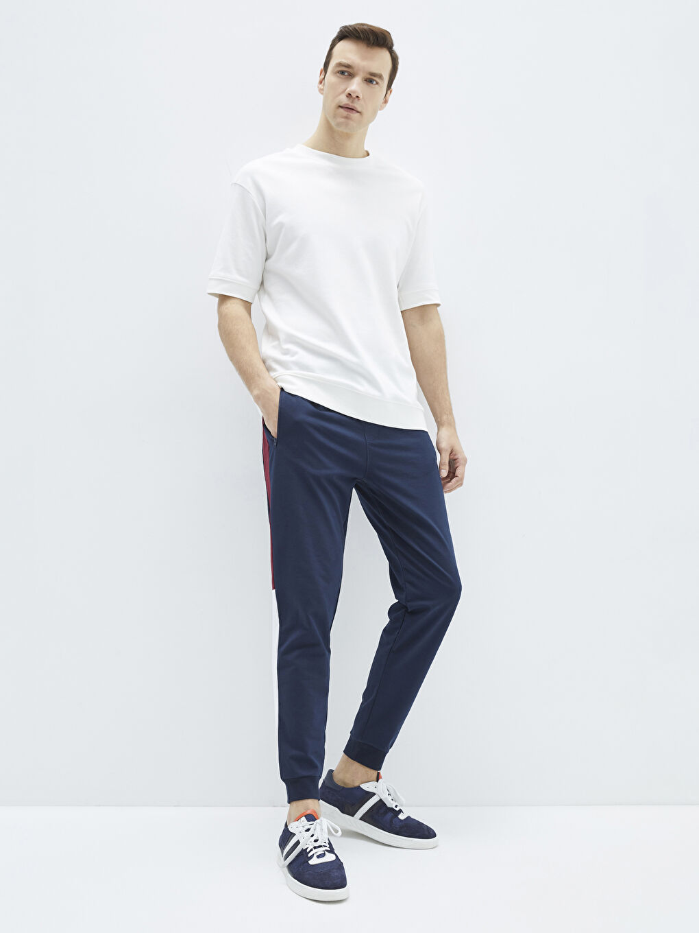 Lacivert Standart Kalıp Erkek Jogger Eşofman Altı-3