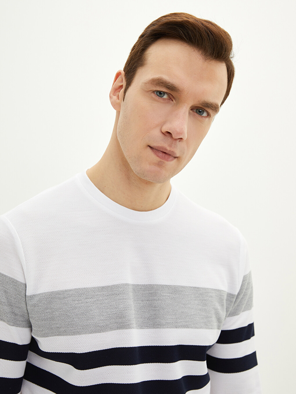 Crew Neck Long Sleeve Striped Men's Sweatshirt-1