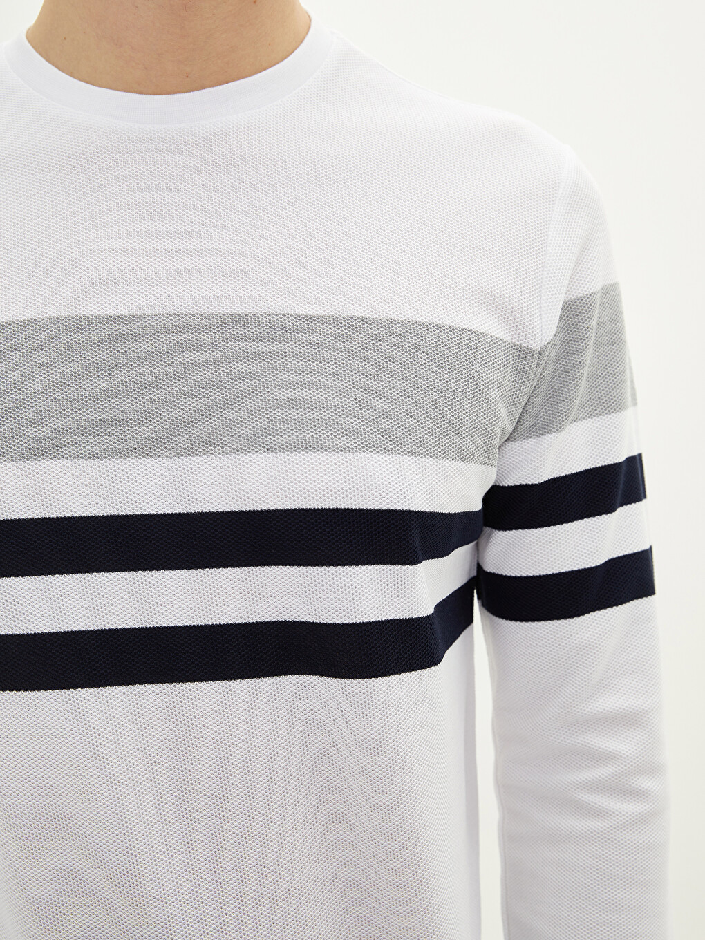 Crew Neck Long Sleeve Striped Men's Sweatshirt-3