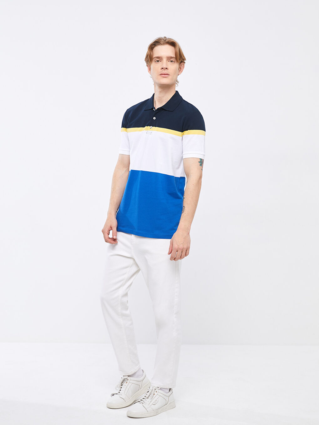 Mavi Polo Yaka Kısa Kollu Renk Bloklu Erkek Tişört-3