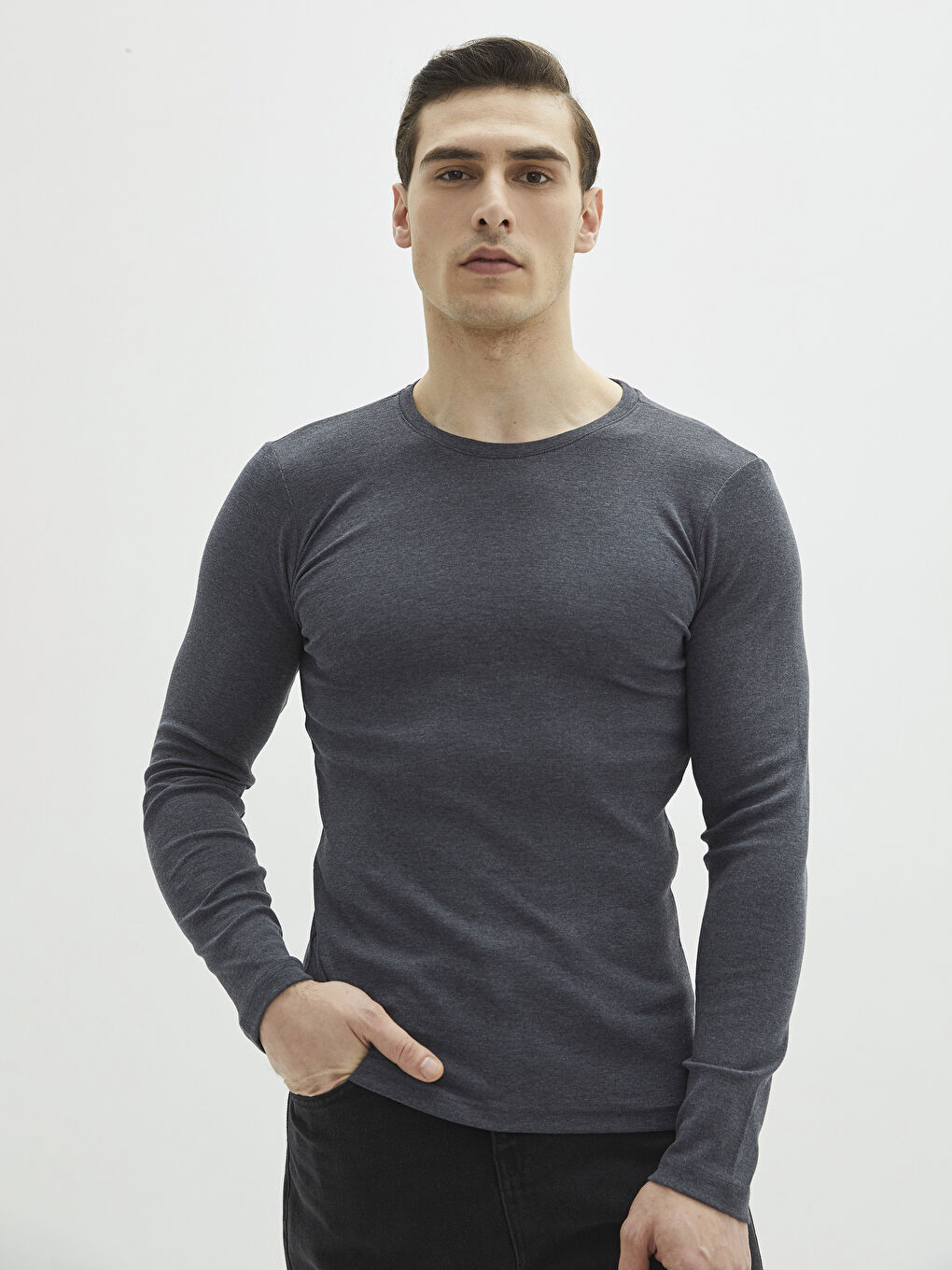 Tricou Basic cu Mânecă Lungă și Guler Rotund pentru Bărbați