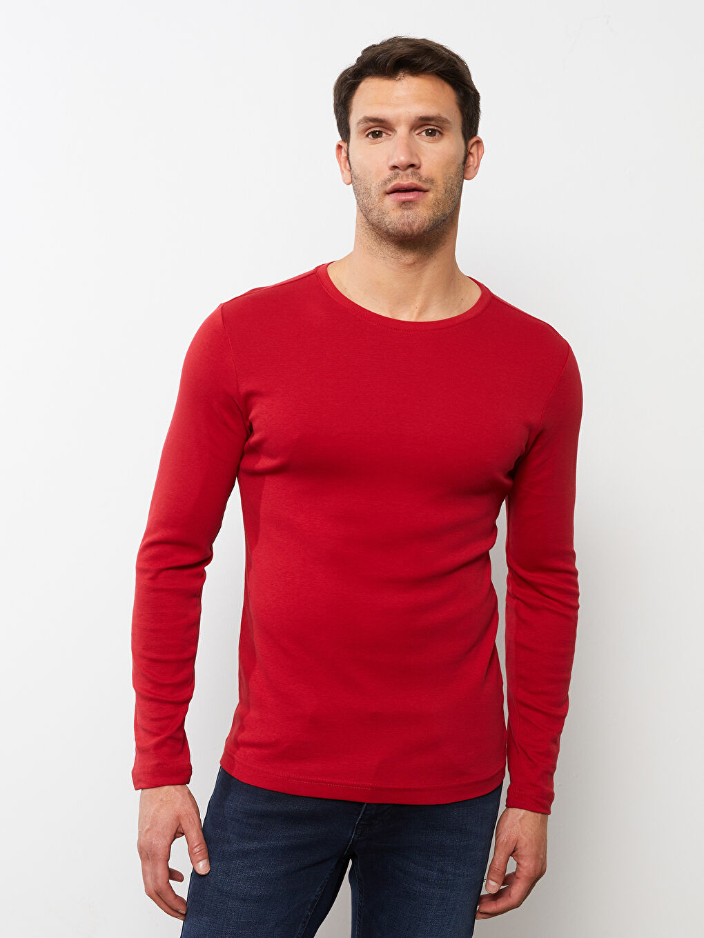 LCWAIKIKI كلاسيك تیشێرتی قۆڵ درێژ یه‌خه‌ خڕ سادە بۆ پیاوان -S20902Z8-HKD