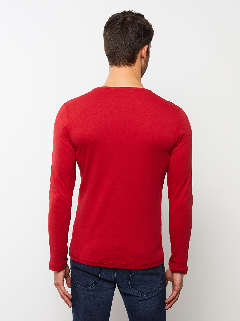 LCWAIKIKI كلاسيك تیشێرتی قۆڵ درێژ یه‌خه‌ خڕ سادە بۆ پیاوان -S20902Z8-HKD