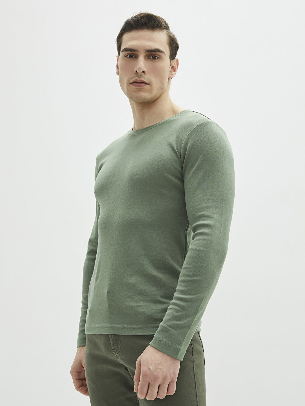 LCWAIKIKI Classic Crew Neck Long Sleeve Basic Men's T-shirt -S20902Z8-QA5