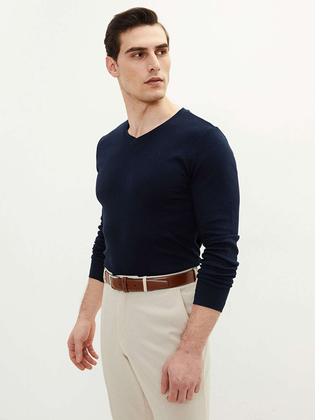 T-shirt pour Hommes à Manches Longues en Jersey avec Encolure en V-1