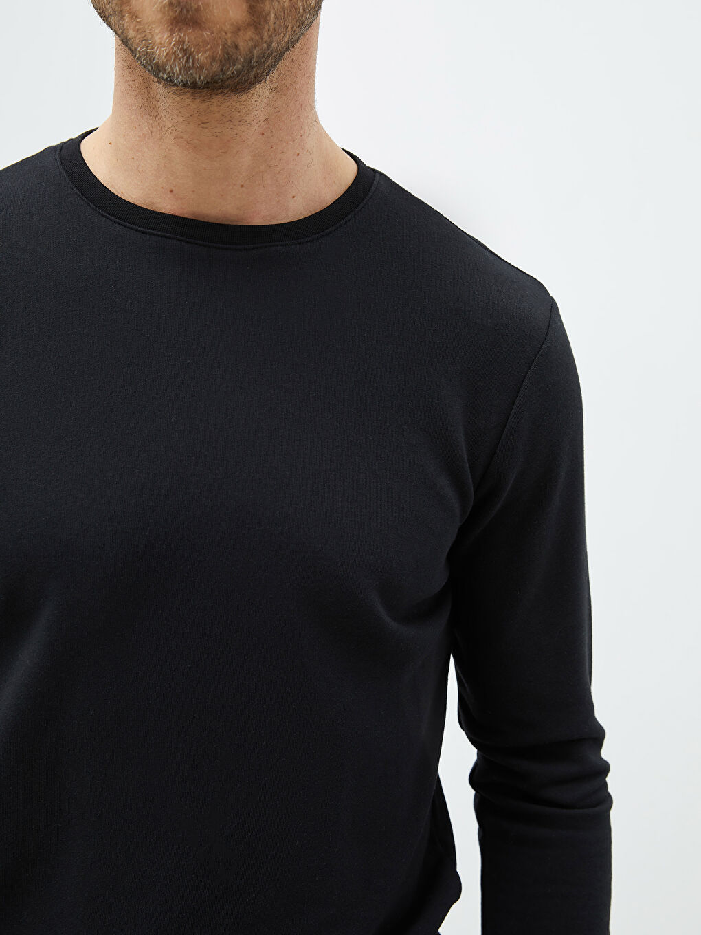 Siyah Bisiklet Yaka Uzun Kollu Erkek Sweatshirt-3