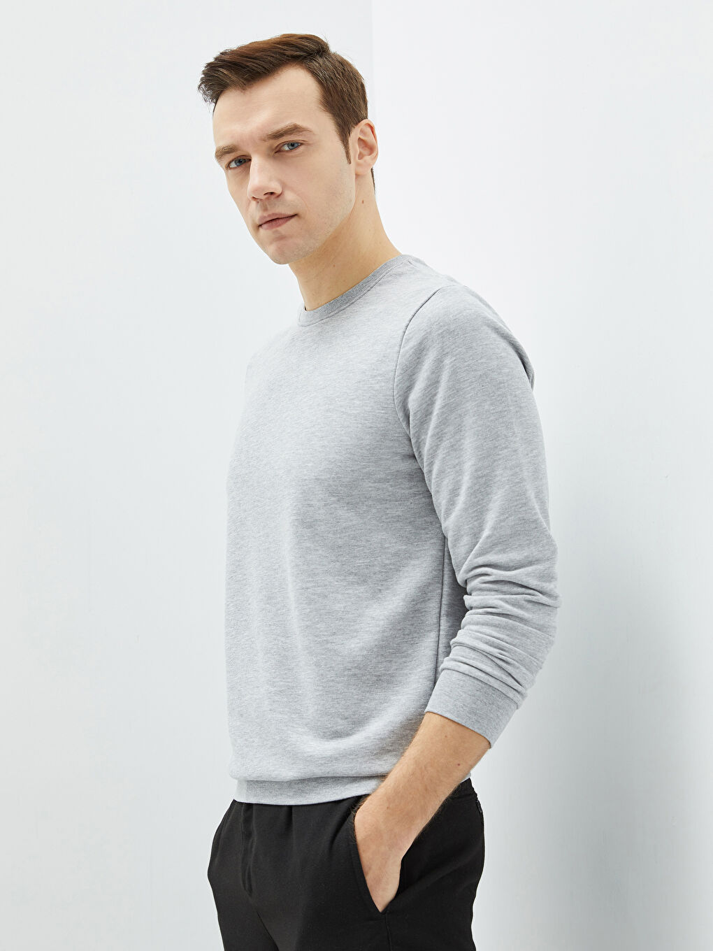 Gri Bisiklet Yaka Uzun Kollu Erkek Sweatshirt