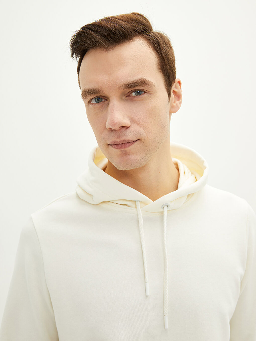 LCWAIKIKI Basic Basic Men's Hooded Hoodie with Long Sleeve -S20910Z8-FEL