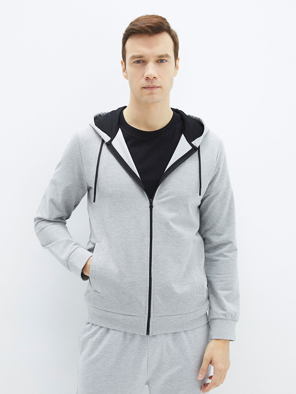 Мужская толстовка на молнии с капюшоном и длинным рукавом-1
