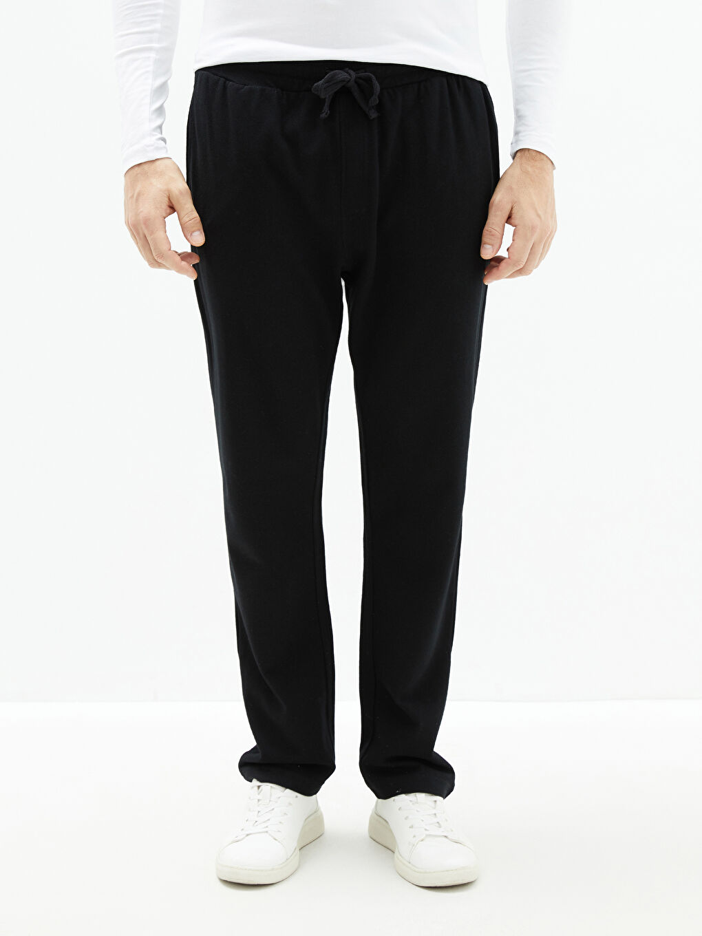 Siyah Standart Kalıp Erkek Eşofman Altı-3