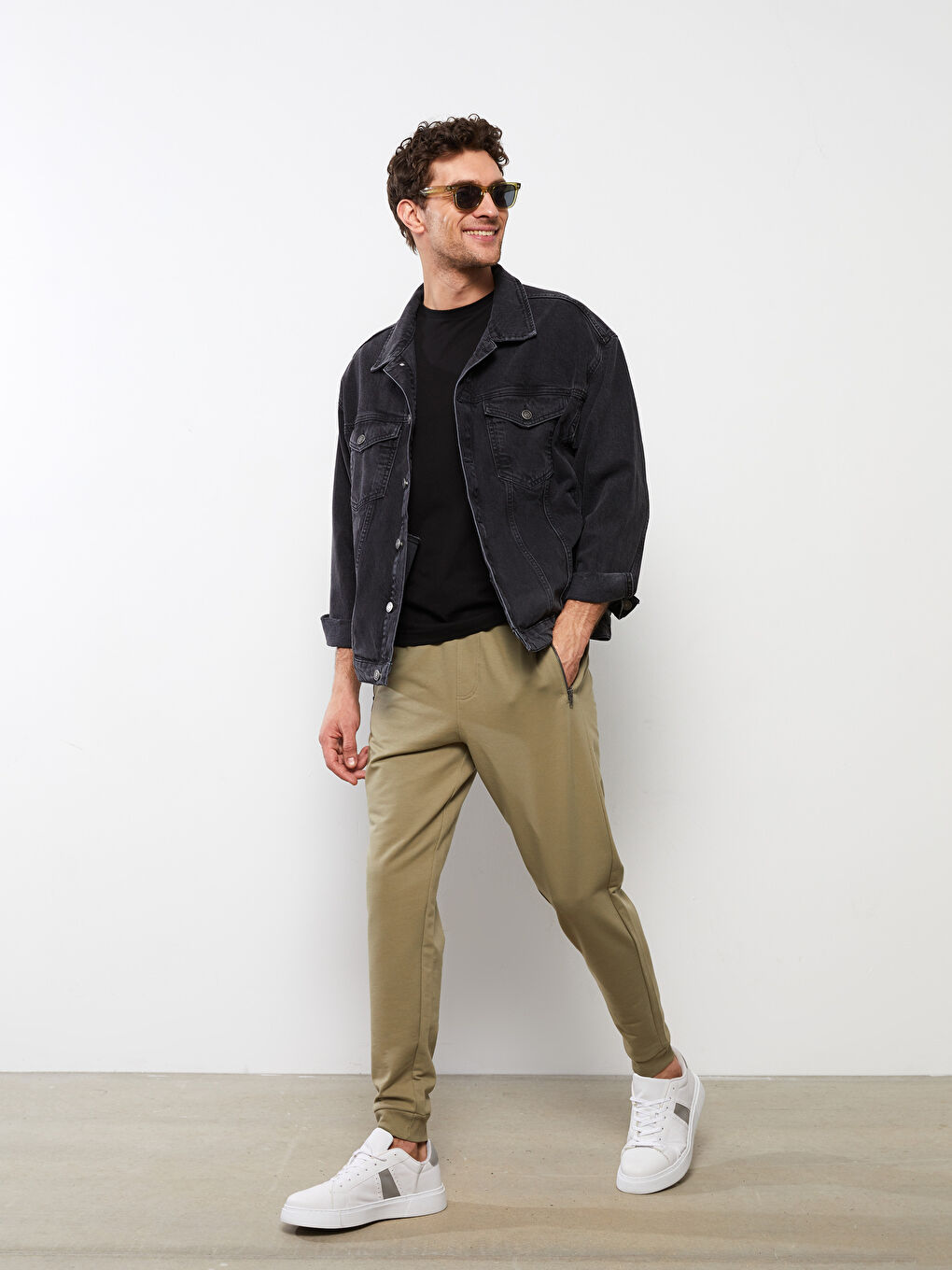 Haki Standart Kalıp Jogger Erkek Eşofman Altı-1