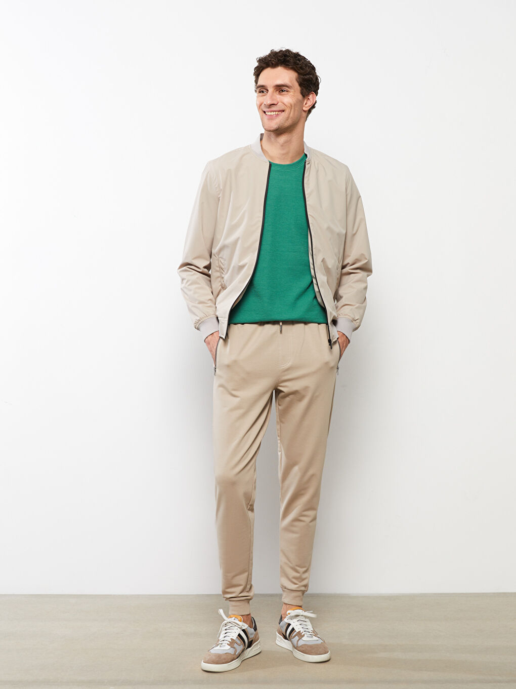 Standard Fit Men's Jogger Sweatpants