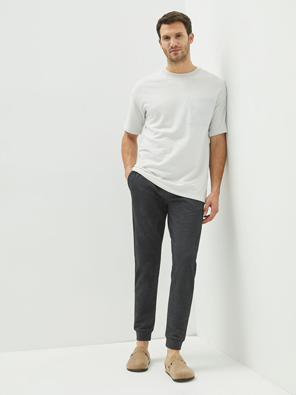 Antrasit Standart Kalıp Erkek Jogger Eşofman Altı-1