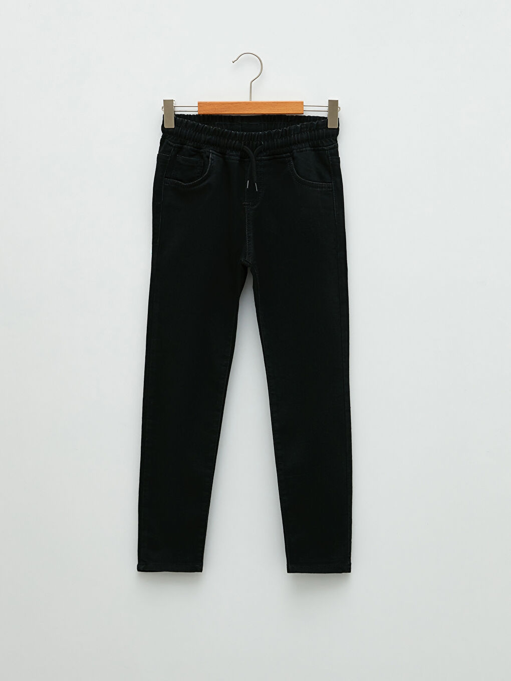 ელასტიკური წელის ვიწრო ბიჭის ჯინსის შარვალი