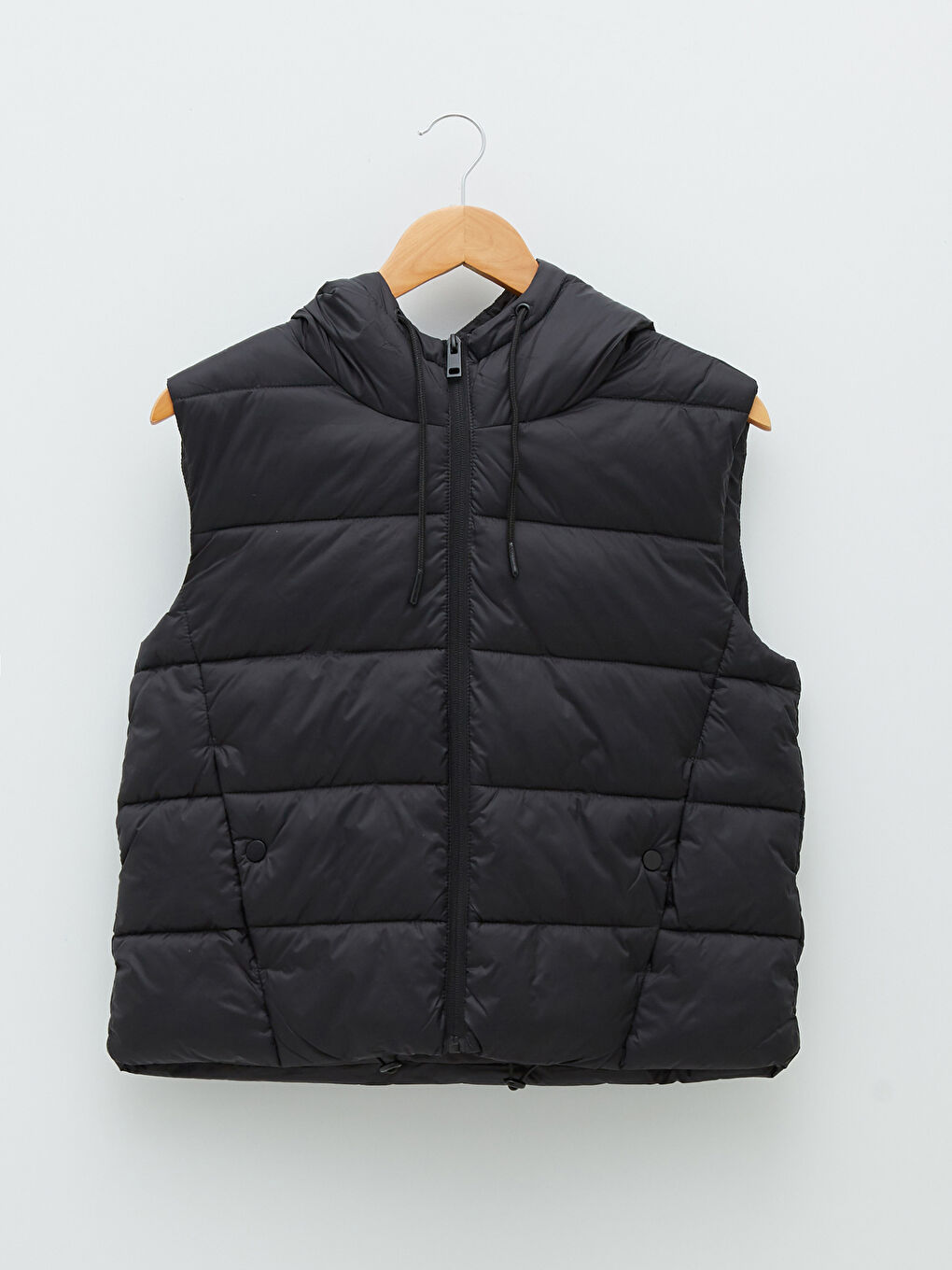 Siyah Kapüşon Yaka Düz Cep Detaylı Kadın Şişme Yelek-5