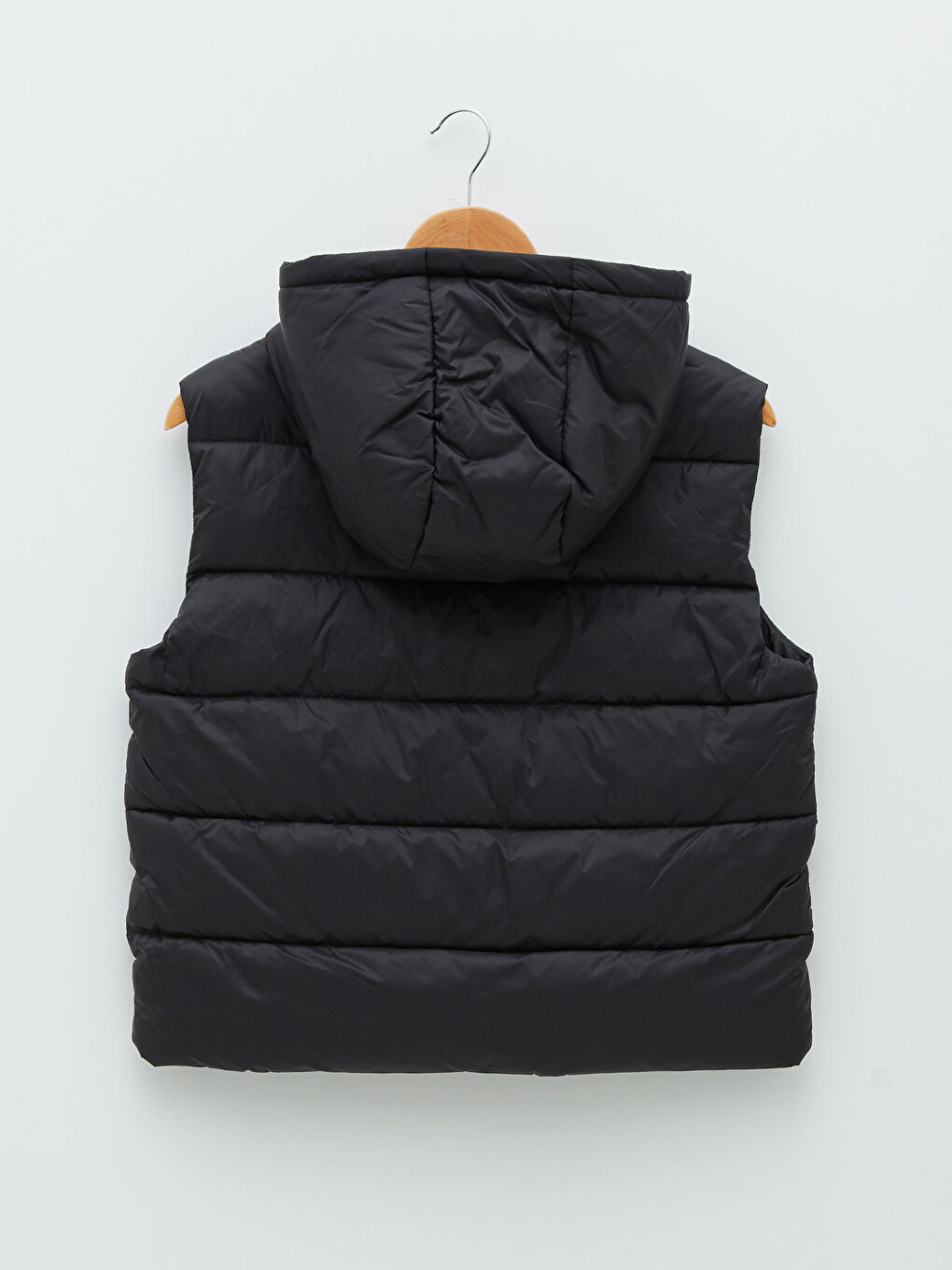 Siyah Kapüşon Yaka Düz Cep Detaylı Kadın Şişme Yelek-6