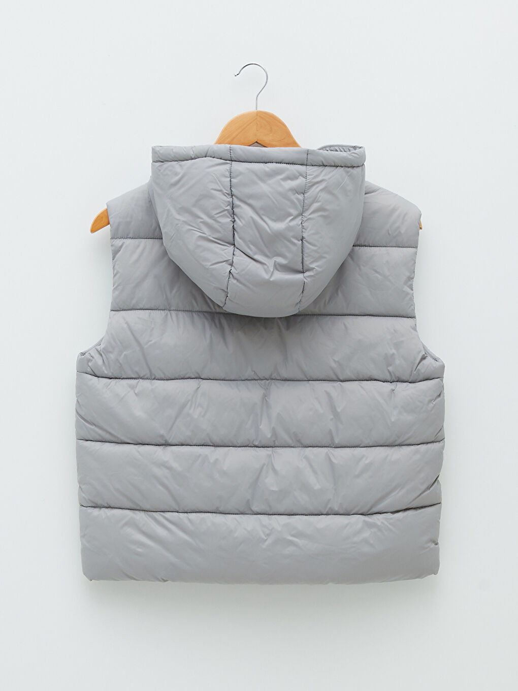 Gri Kapüşon Yaka Düz Cep Detaylı Kadın Şişme Yelek-7