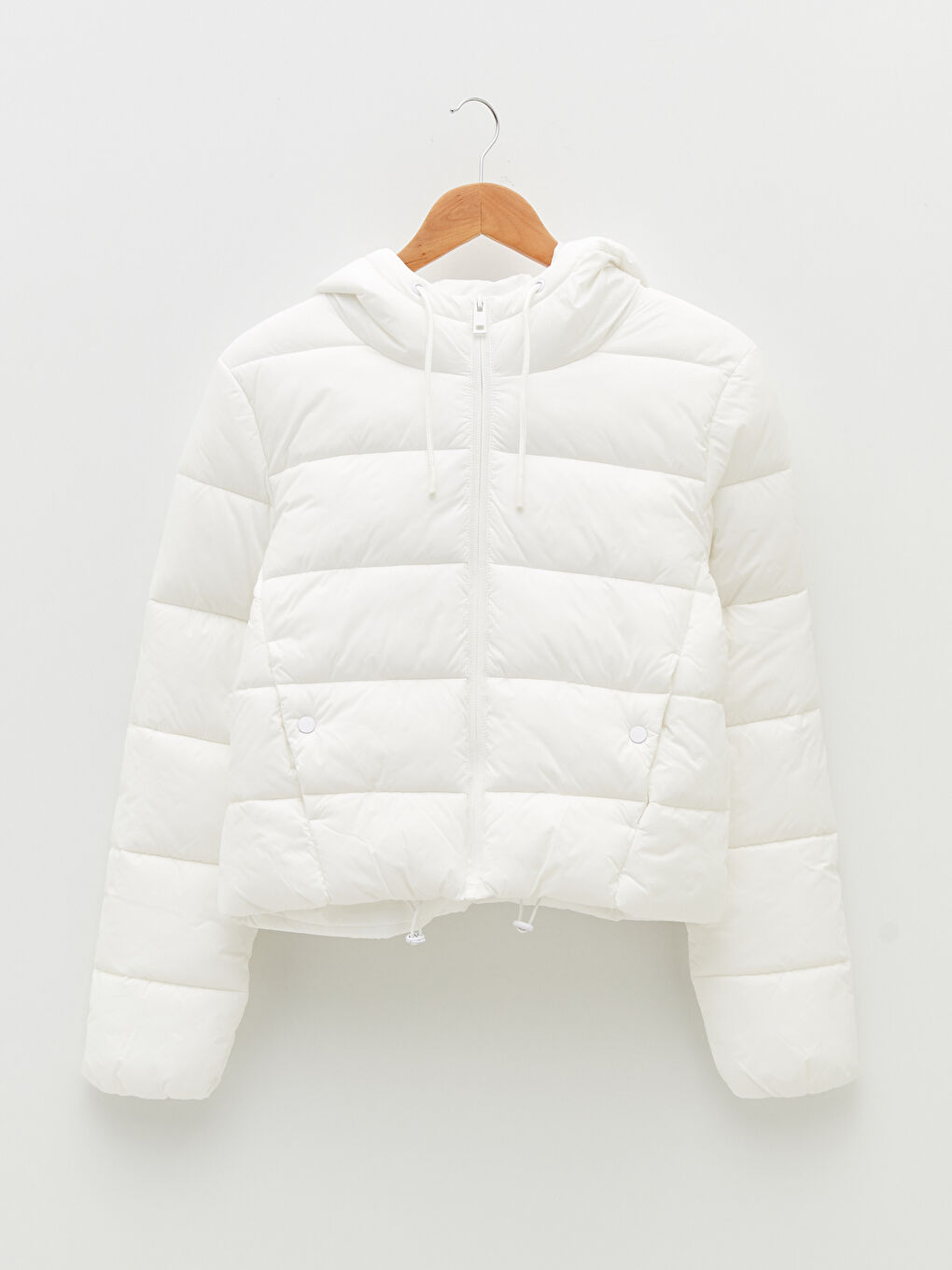 Beyaz Kapüşon Yaka Düz Cep Detaylı Kadın Şişme Mont-6