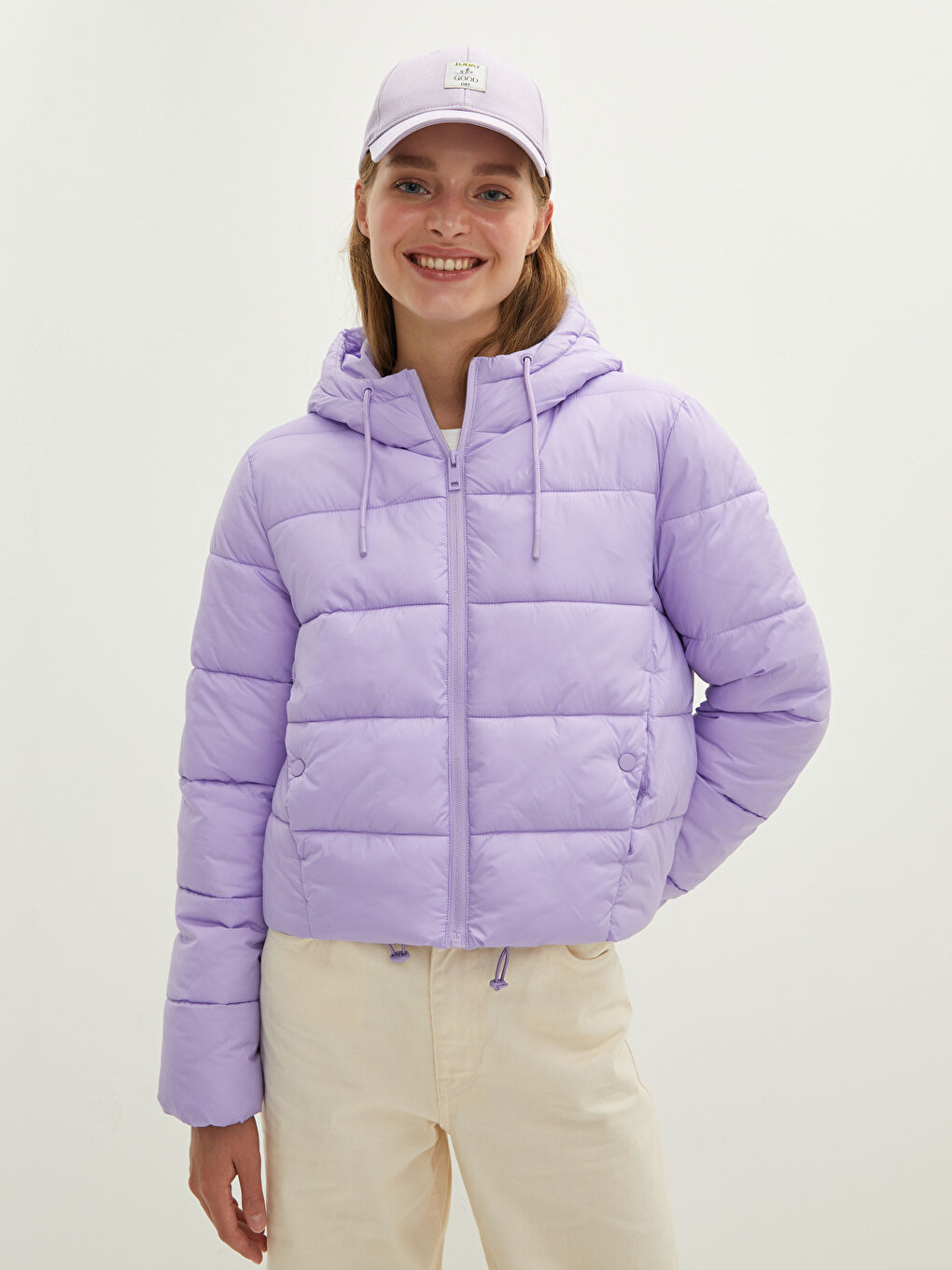 Lila Kapüşon Yaka Düz Cep Detaylı Kadın Şişme Mont