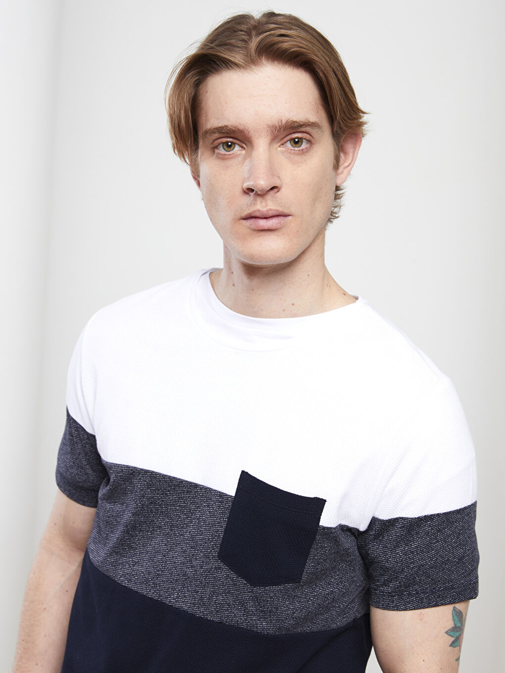 Lacivert Bisiklet Yaka Kısa Kollu Renk Bloklu Pike Erkek Tişört-2