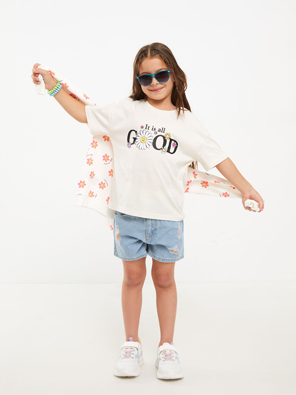Ripped Detailed Girl Jean Shorts -S21020Z4-311