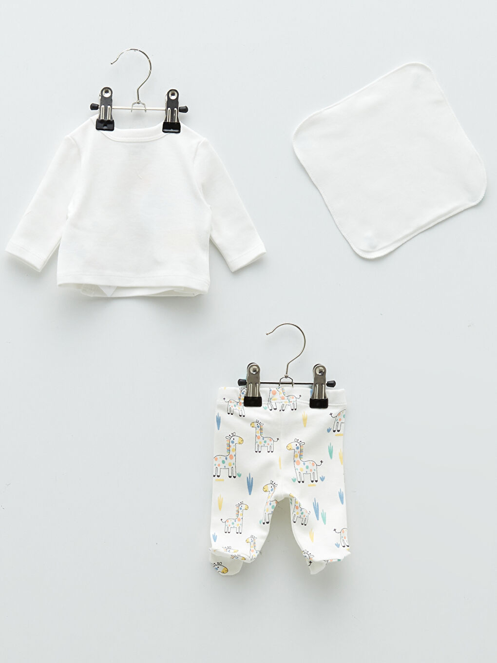 Ekru Baskılı Pamuklu Prematüre Erkek Bebek Hastane Çıkış Seti-3