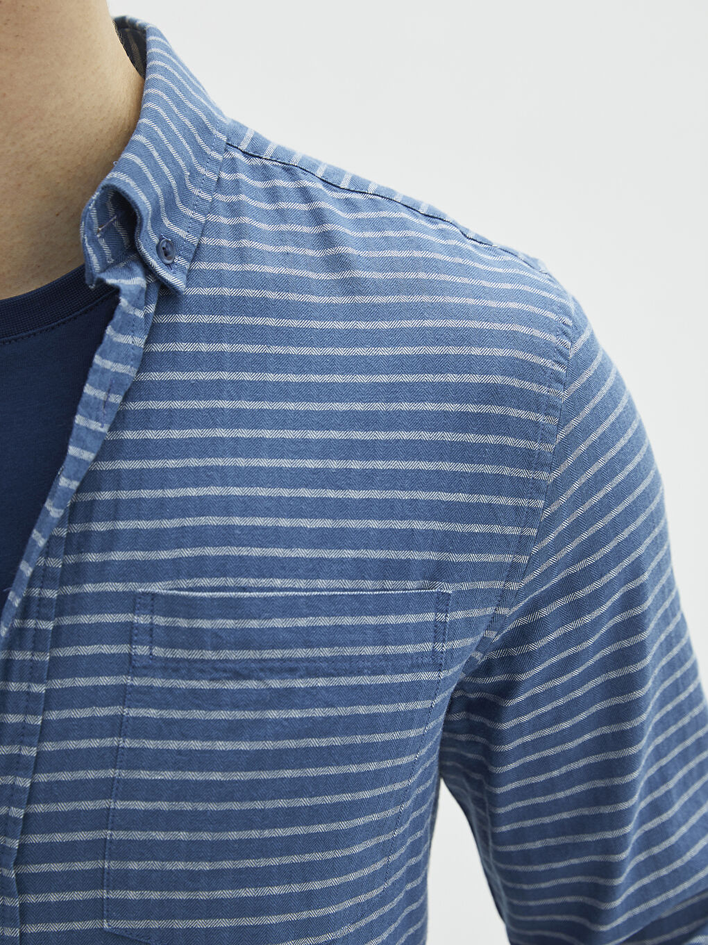 Lacivert Regular Fit Uzun Kollu Çizgili Erkek Gömlek-3