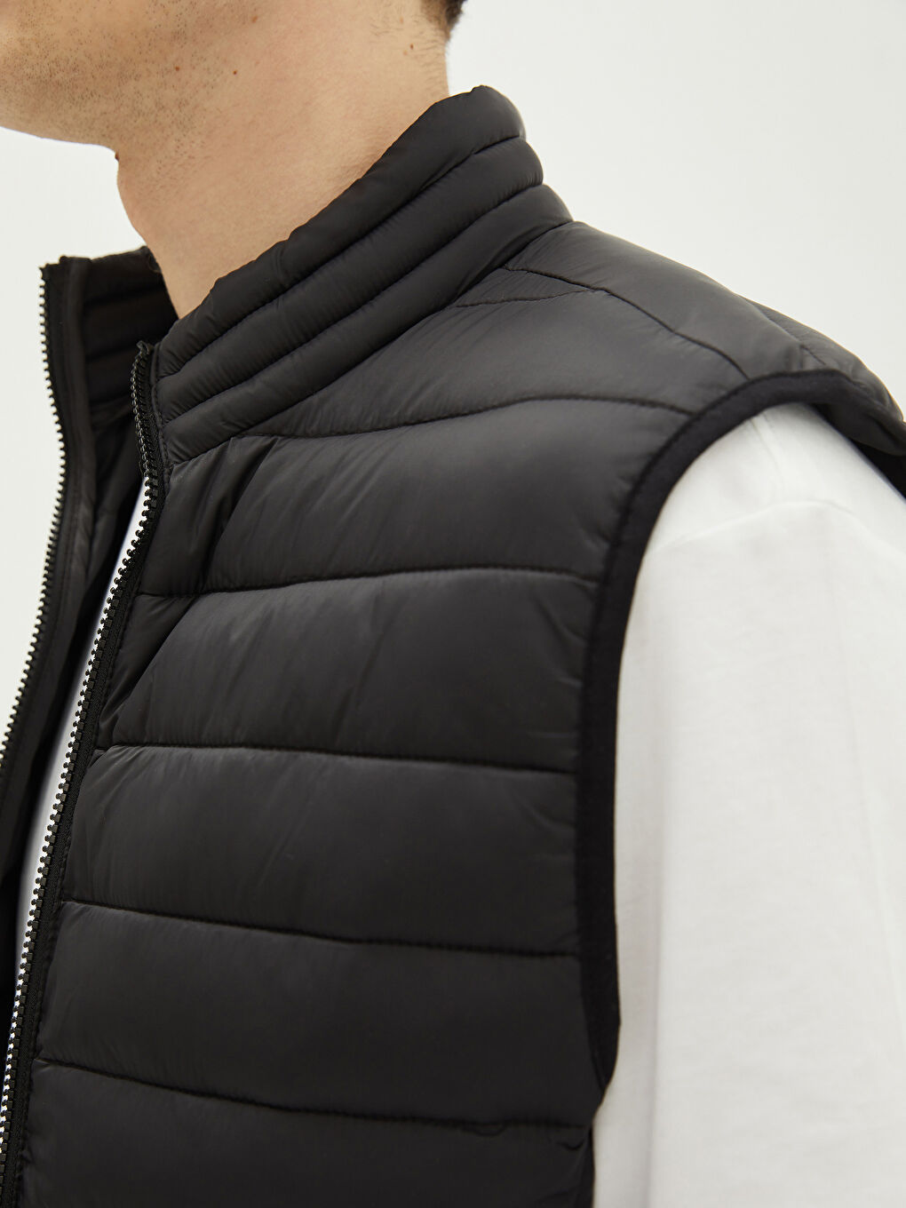 Vestă Slim Fit cu Guler Tip Pâlnie pentru Bărbați-3