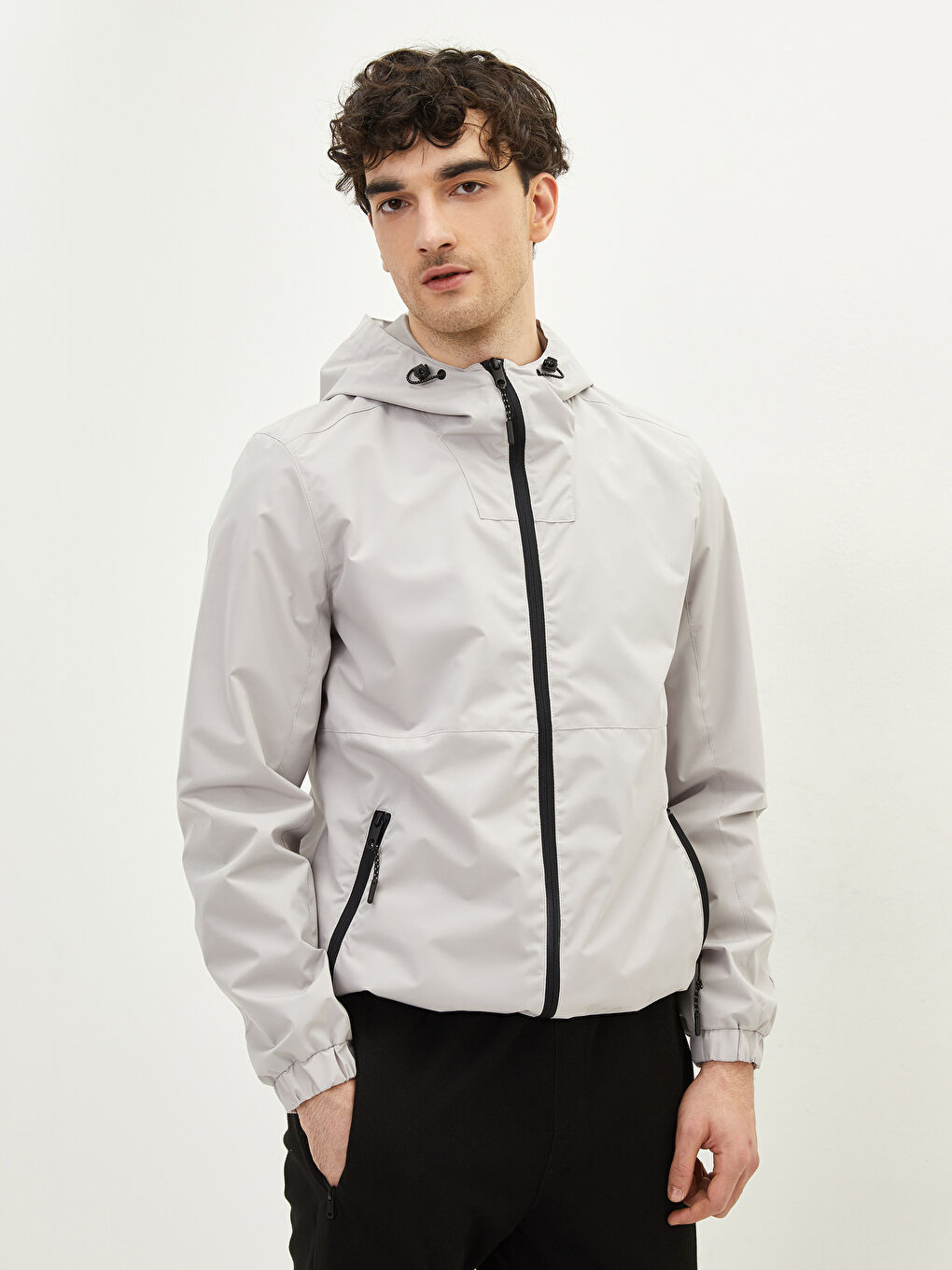 LCW Casual Standard Fit Hooded Thin Men's Raincoat -S21141Z8-CV3