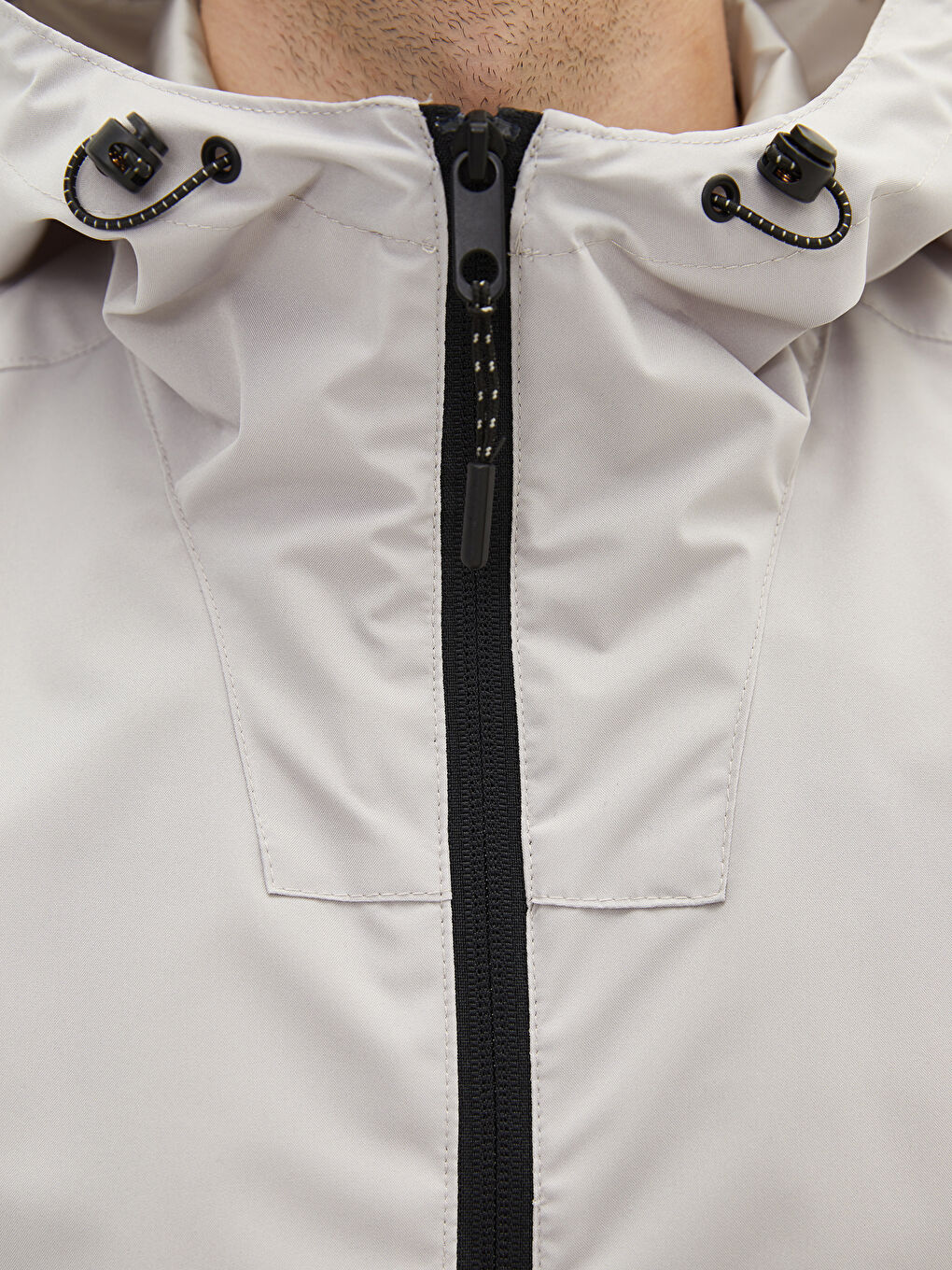 LCW Casual Standard Fit Hooded Thin Men's Raincoat -S21141Z8-CV3