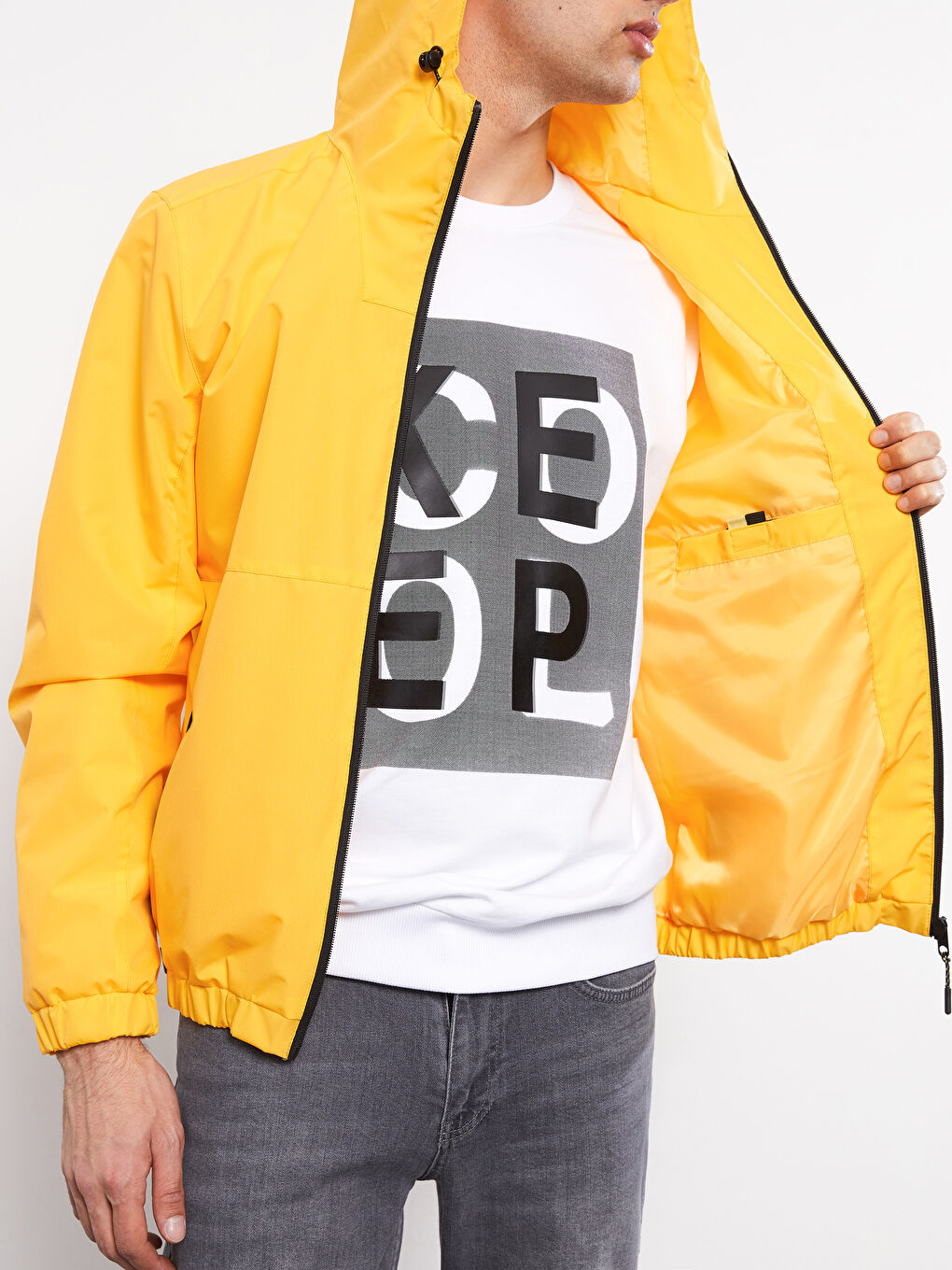 Turuncu Standart Kalıp Kapüşonlu İnce Erkek Yağmurluk-5