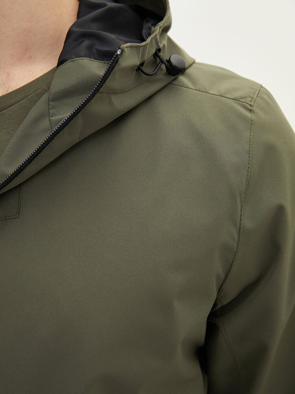 Standard Fit Hooded Thin Men's Raincoat -S21141Z8-HCZ