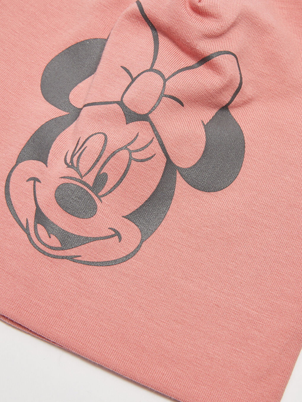 Шапка для девочки из хлопка с принтом Минни Маус 2 шт-2