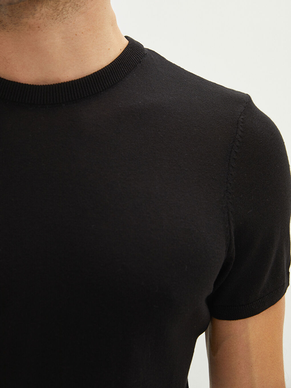 LCWAIKIKI Basic Crew Neck Short Sleeve Men's Knitwear Sweater -S21161Z8-CVL