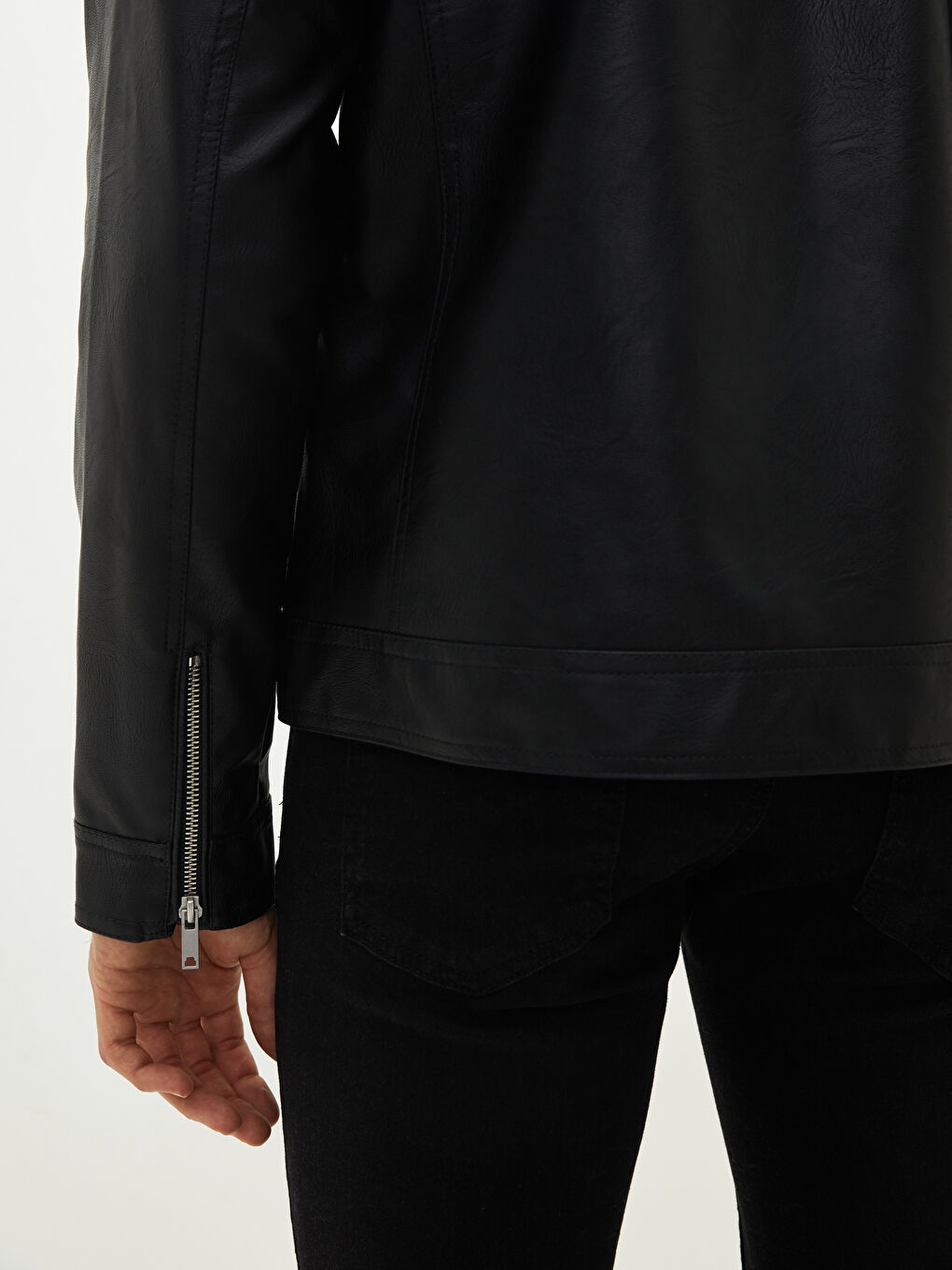 Siyah Slim Fit Biker Yaka Erkek Deri Görünümlü Mont-3