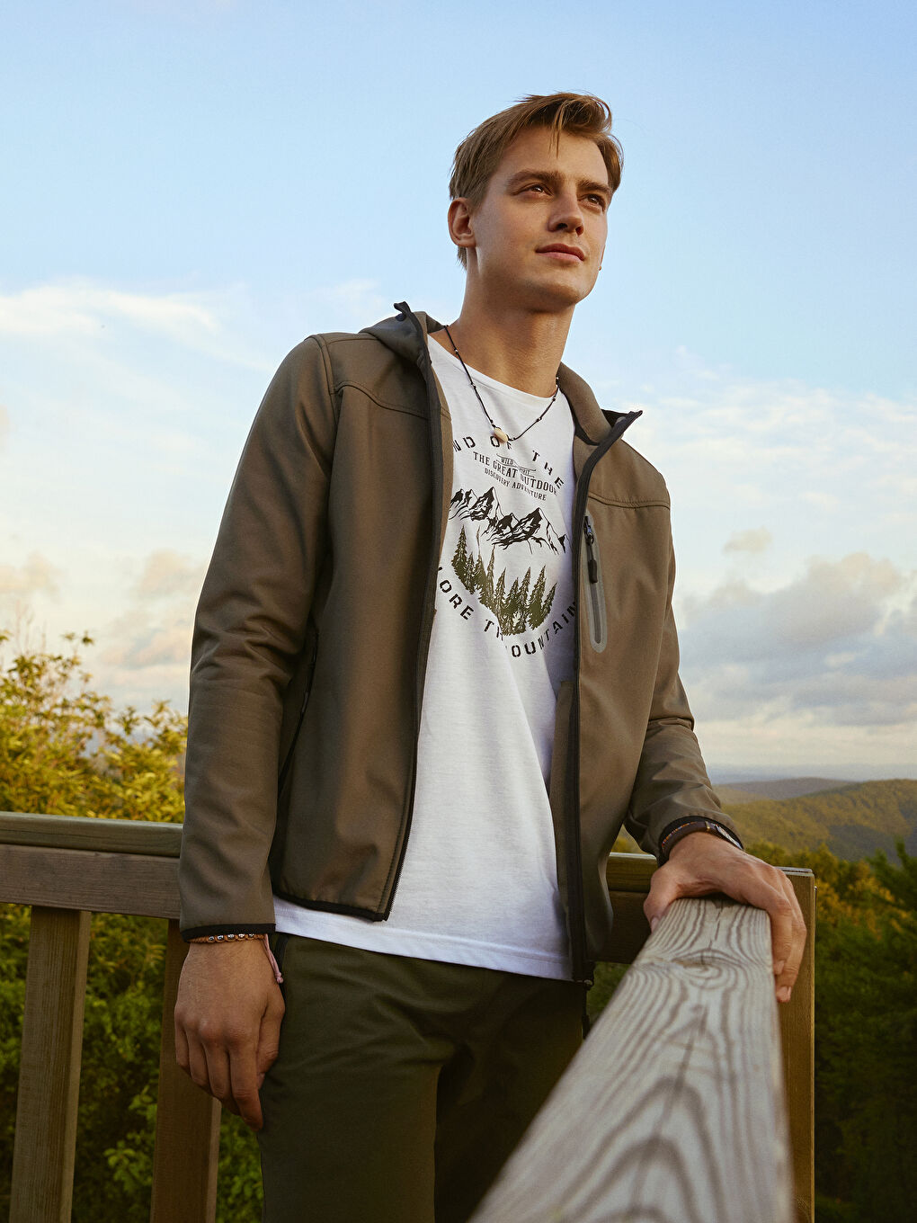 Haki Standart Kalıp Kapüşonlu Erkek Yağmurluk