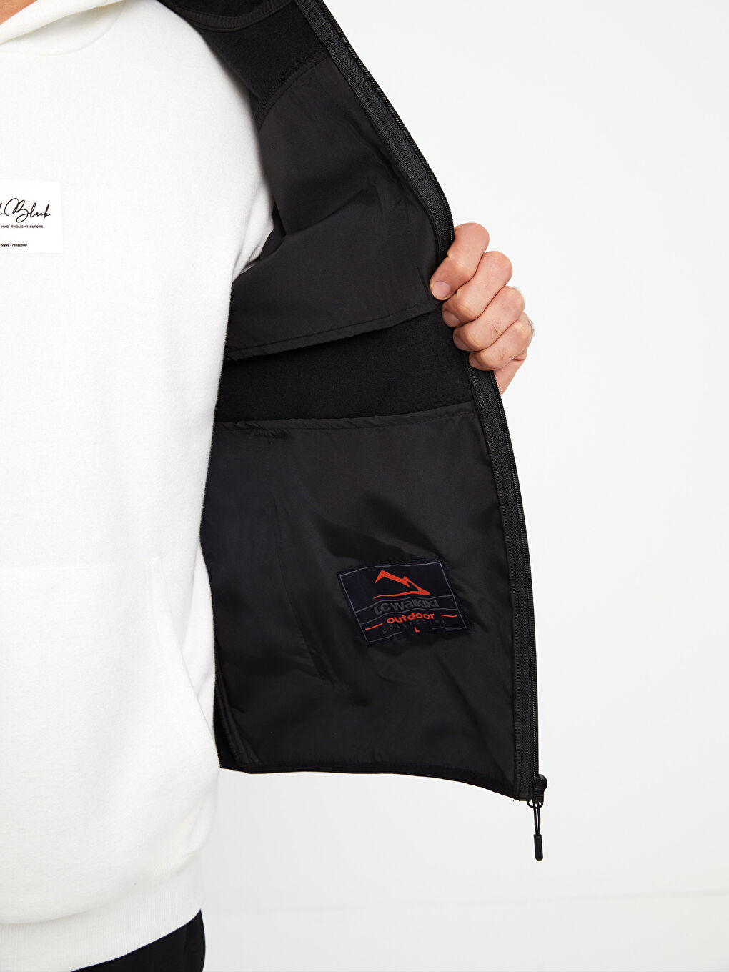 Siyah Standart Kalıp Kapüşonlu Erkek Yağmurluk-2