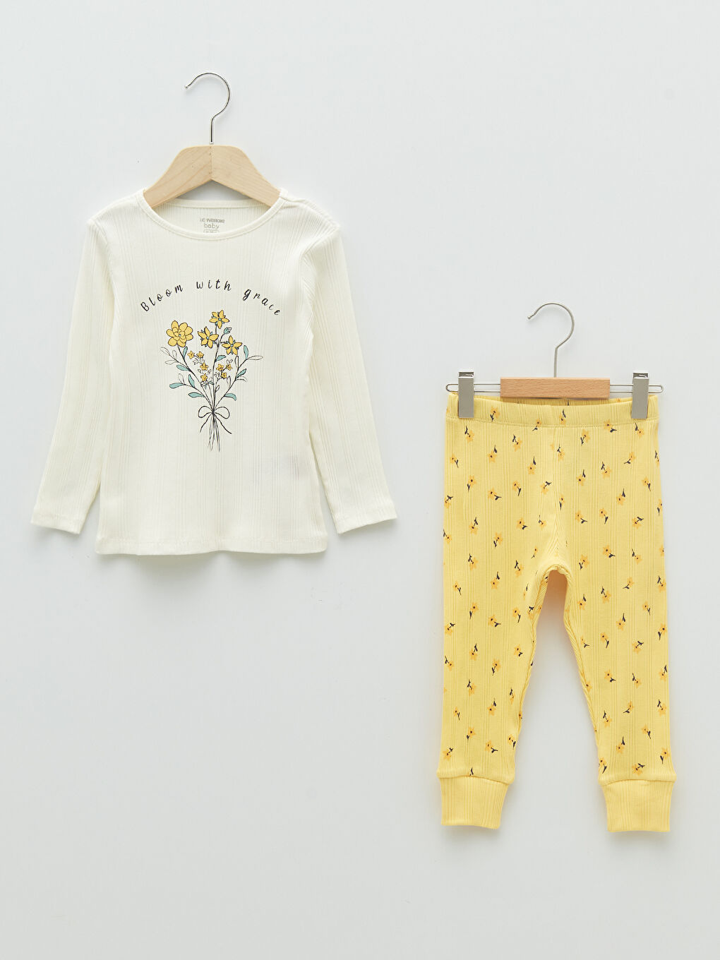 Bisiklet Yaka Uzun Kollu Baskılı Pamuklu Kız Bebek Pijama Takımı