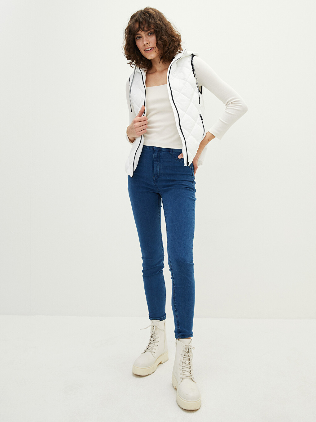 Hooded Quilted Women's Puffer Gilet-2