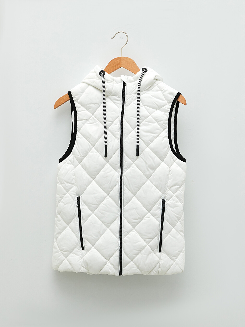 Hooded Quilted Women's Puffer Gilet-5