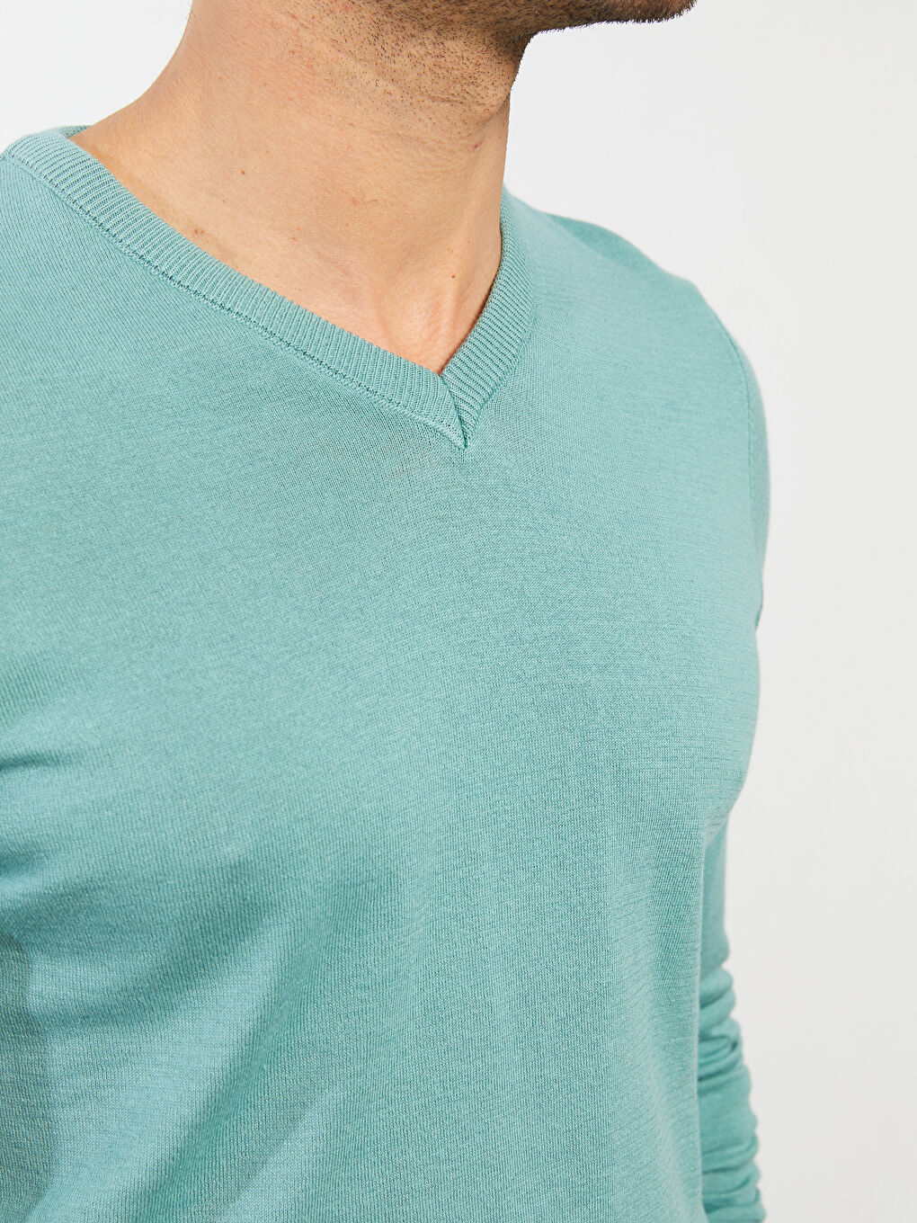 Ерлерге арналған трикотаж ұзын жең v жағалы жемпір-3