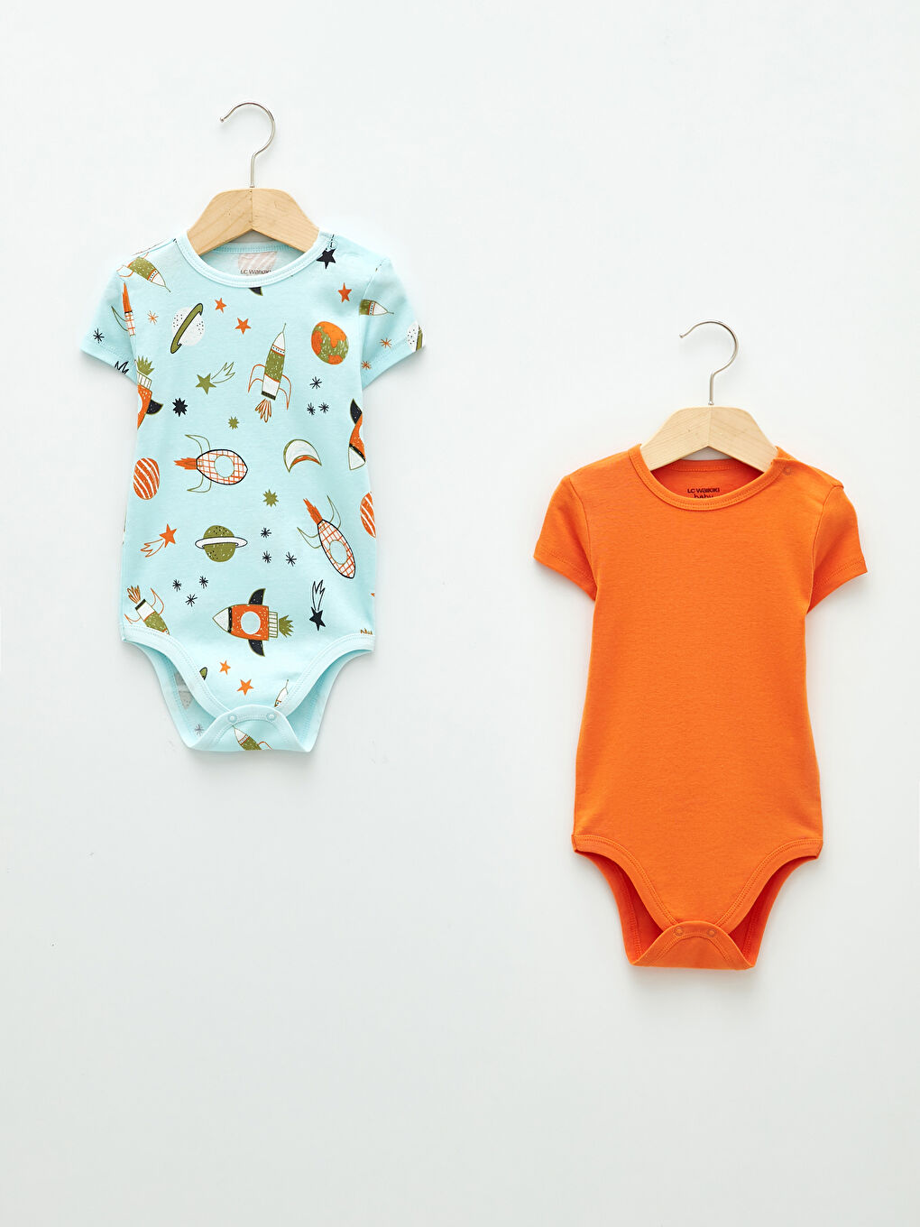 Боди с круглым вырезом и коротким рукавом из хлопка для малышей мальчиков с заклепками, 2 упаковки