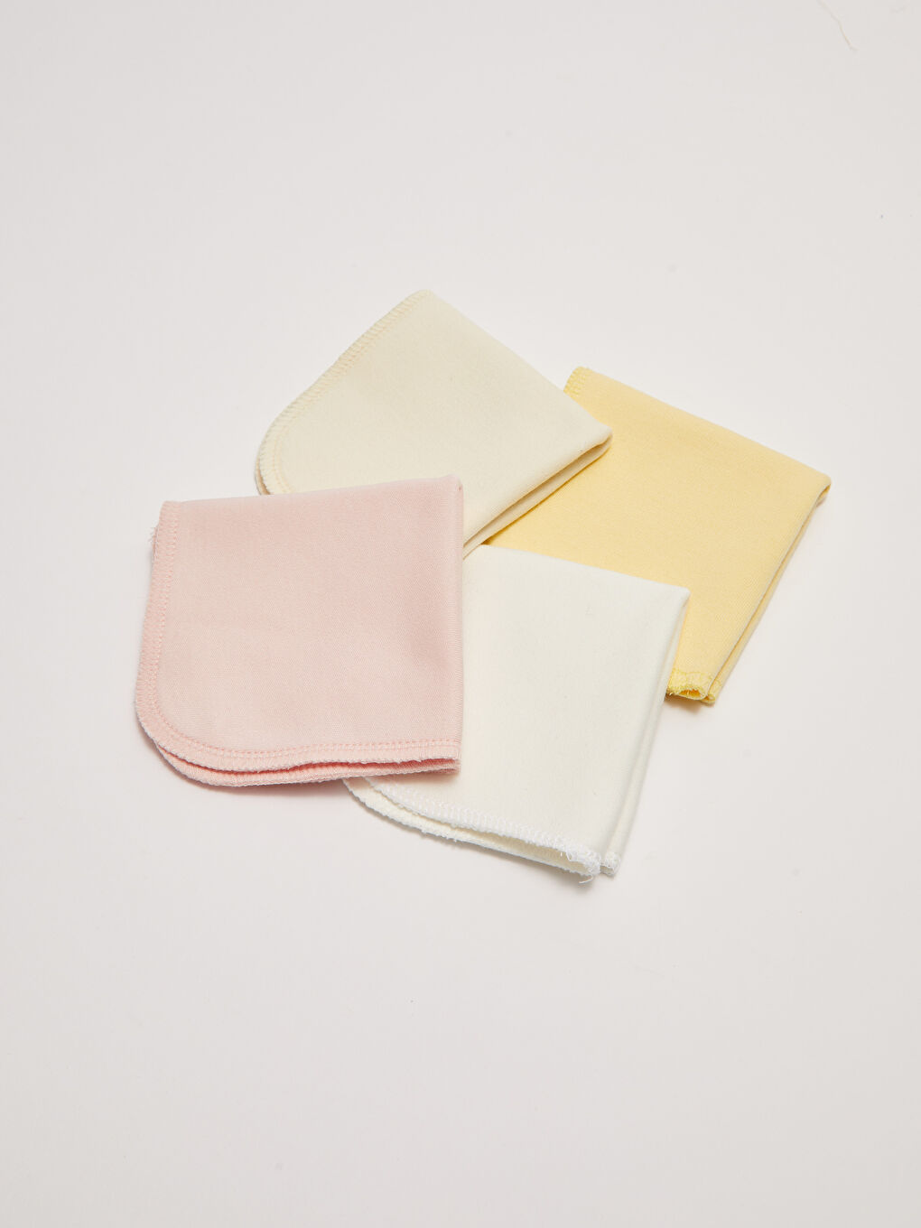 Basic Pamuklu Kız Bebek Ağız Mendili 4'lü-1