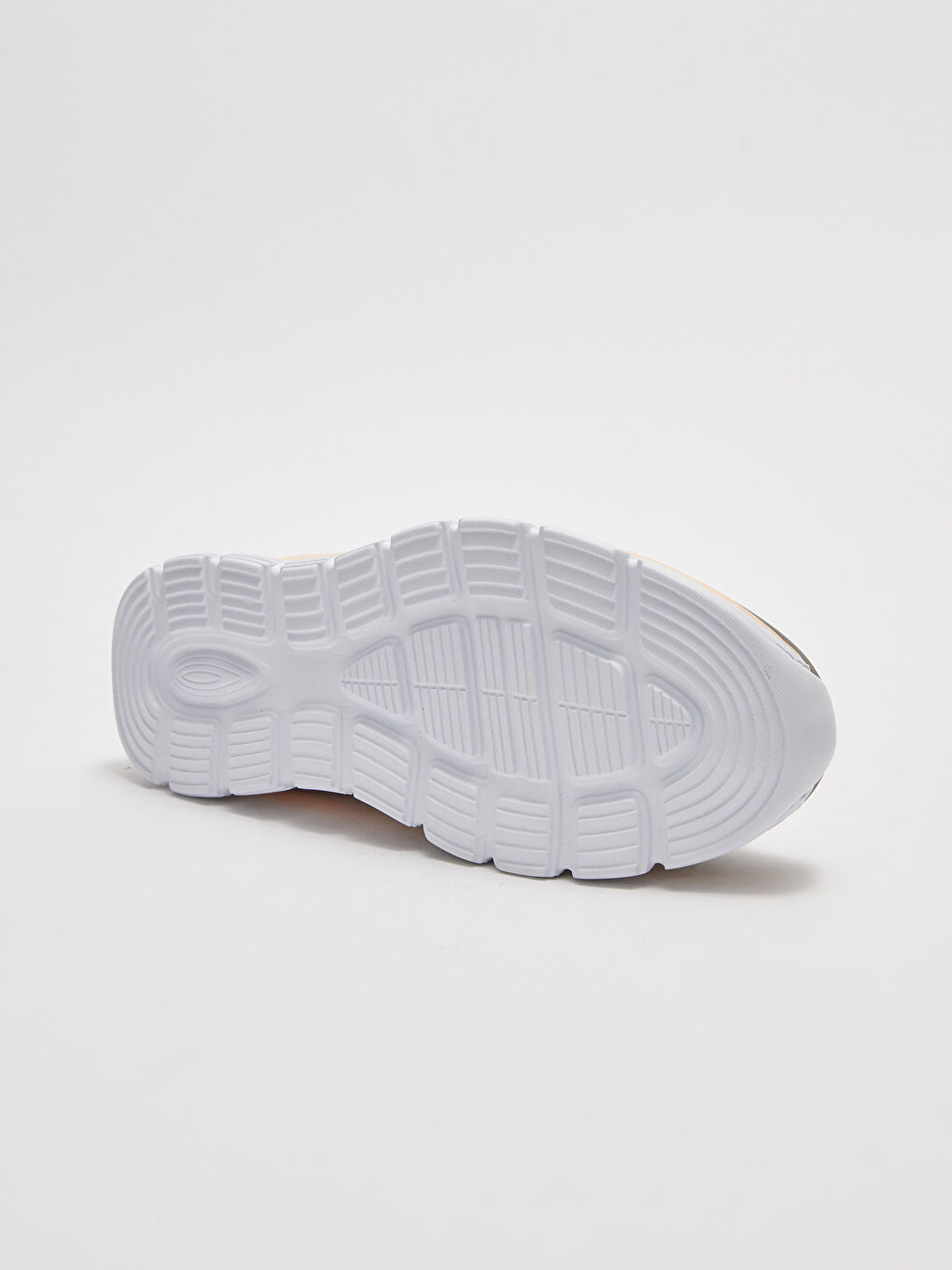 ჩაიცვი ქალებისთვის აქტიური სპორტული ფეხსაცმელი-3