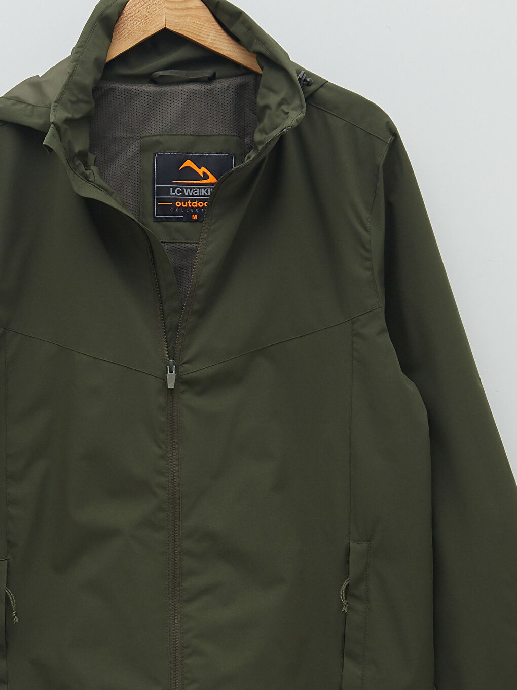 Haki Standart Kalıp Kapüşonlu Erkek Yağmurluk-7