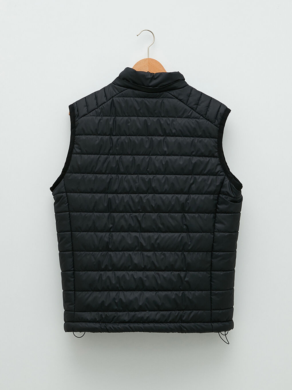 Siyah Standart Kalıp Kapüşonlu Erkek Yelek-7