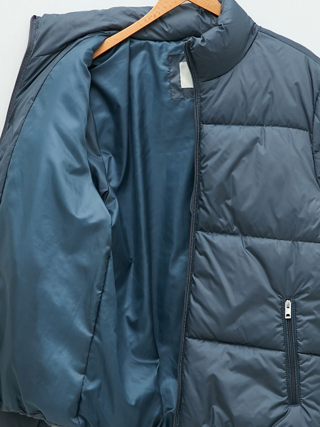 Standard Pattern Stand Up Collar Thick Men's Inflatable Coat -S21678Z8-RUL