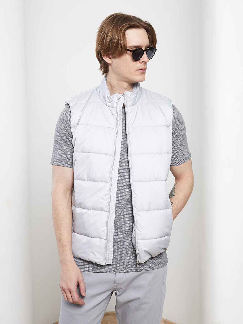 Bej Slim Fit Dik Yaka Erkek Şişme Yelek-1