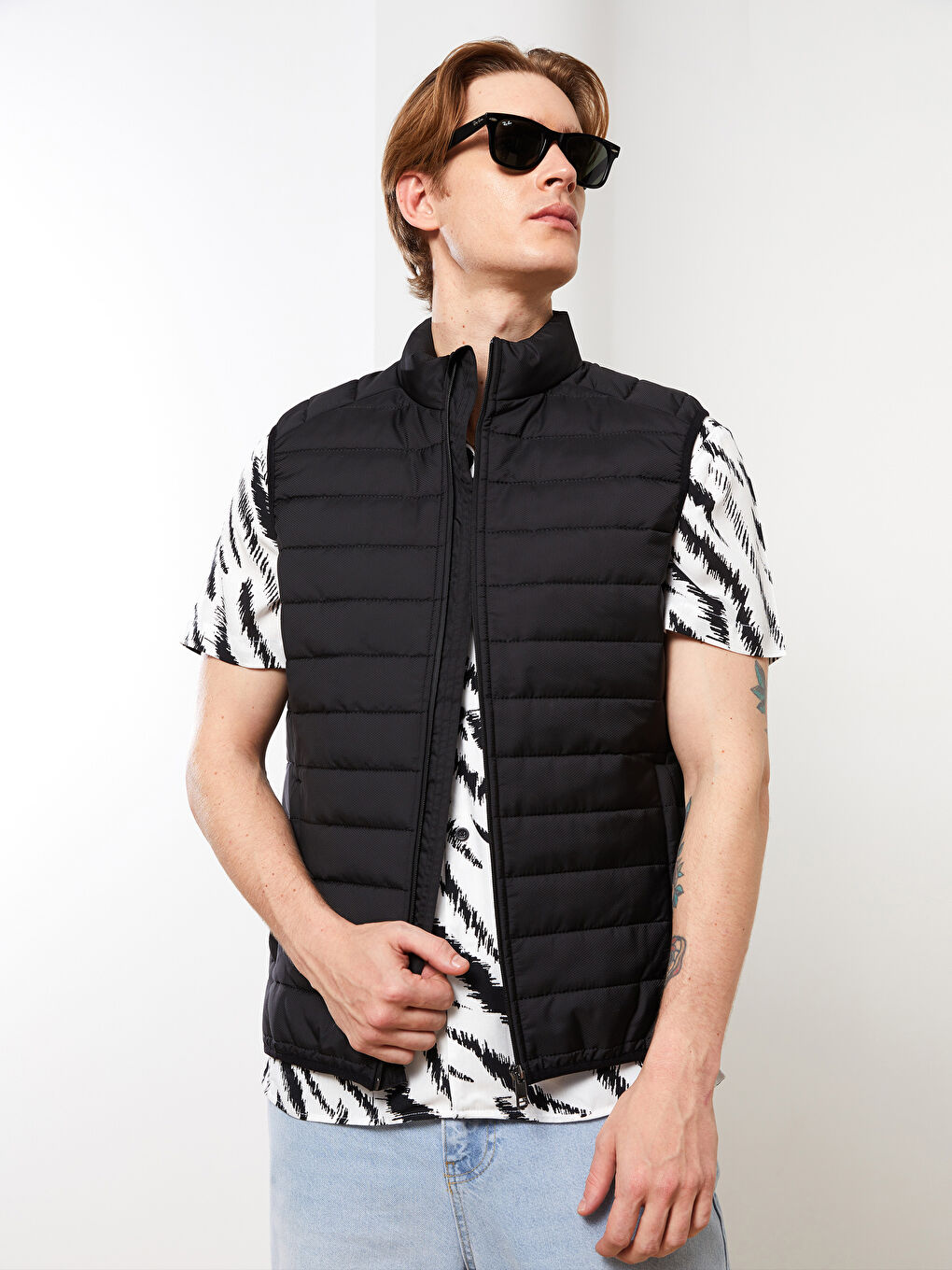 Siyah Slim Fit Dik Yaka Erkek Şişme Yelek-2