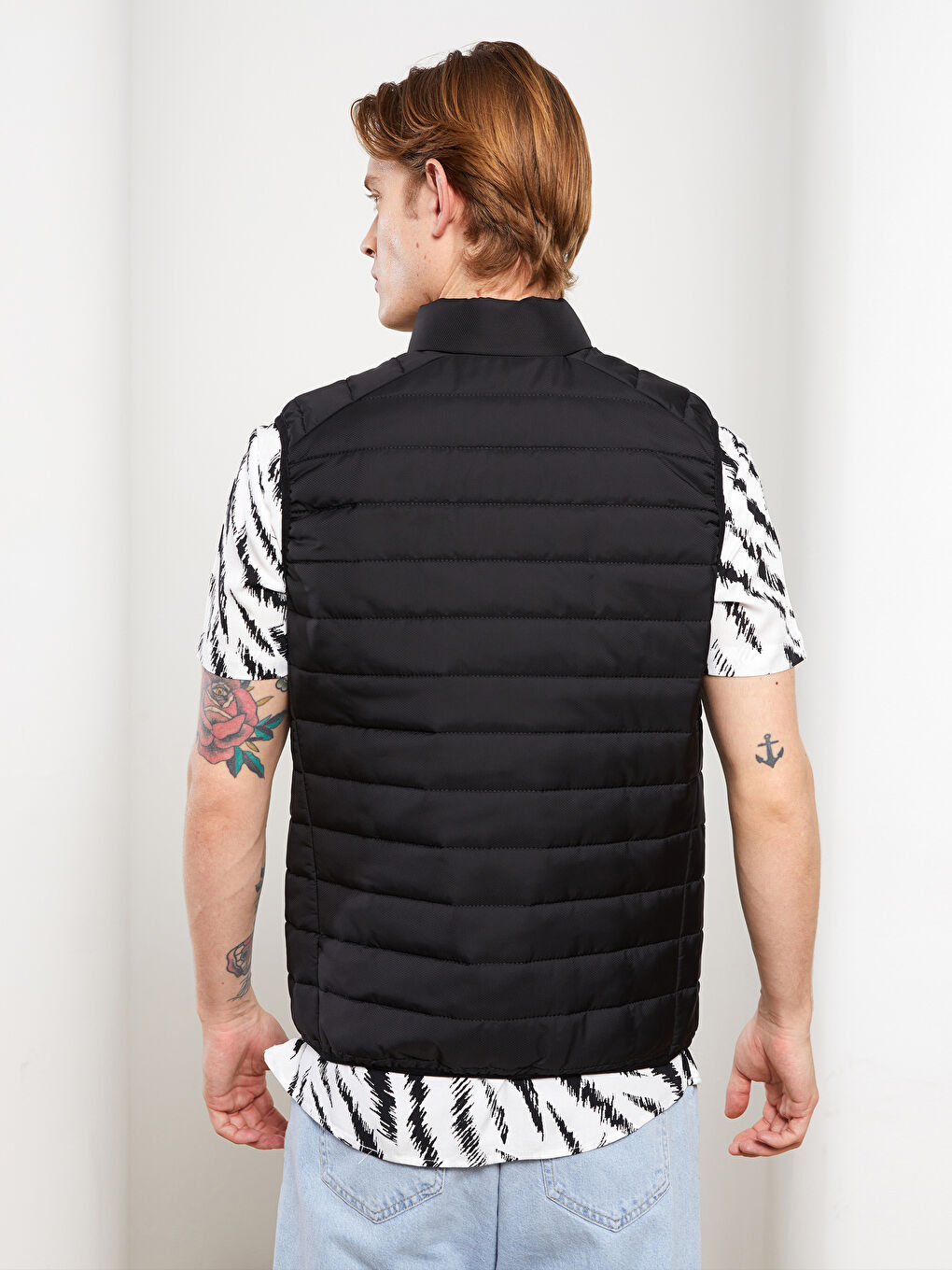 Siyah Slim Fit Dik Yaka Erkek Şişme Yelek-4